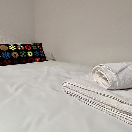 Hostal Nomadas By Gloove Вільяльба-де-ла-Сьєрра Екстер'єр фото